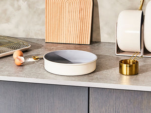 Caraway Circle Pan in Navy