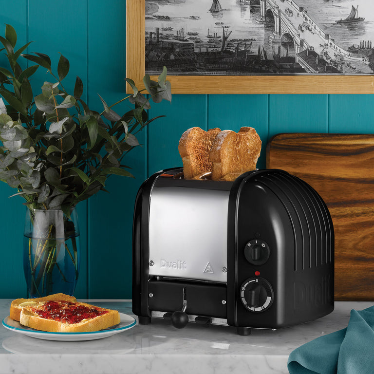 Dualit New Generation Classic 2-Slice Toaster in Matte Black
