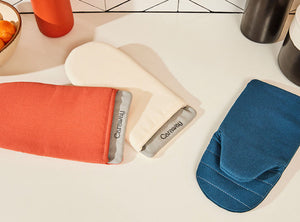 Caraway Oven Mitts in Perracotta