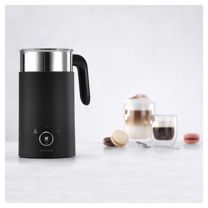 ZWILLING Milk Frother in Black, Enfinigy Series