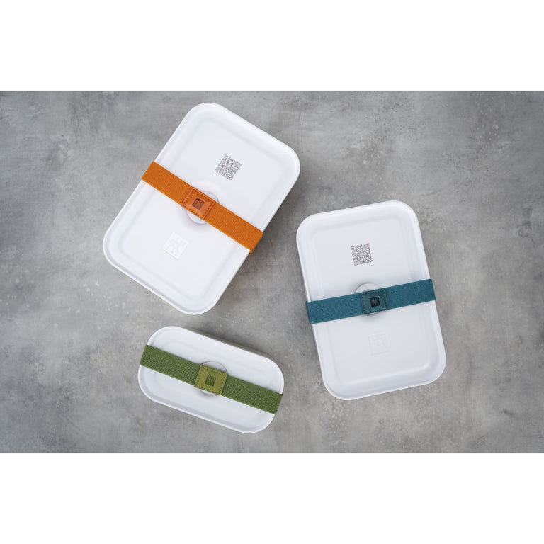 ZWILLING Medium Plastic Vacuum Lunch Container in White, Fresh & Save Series