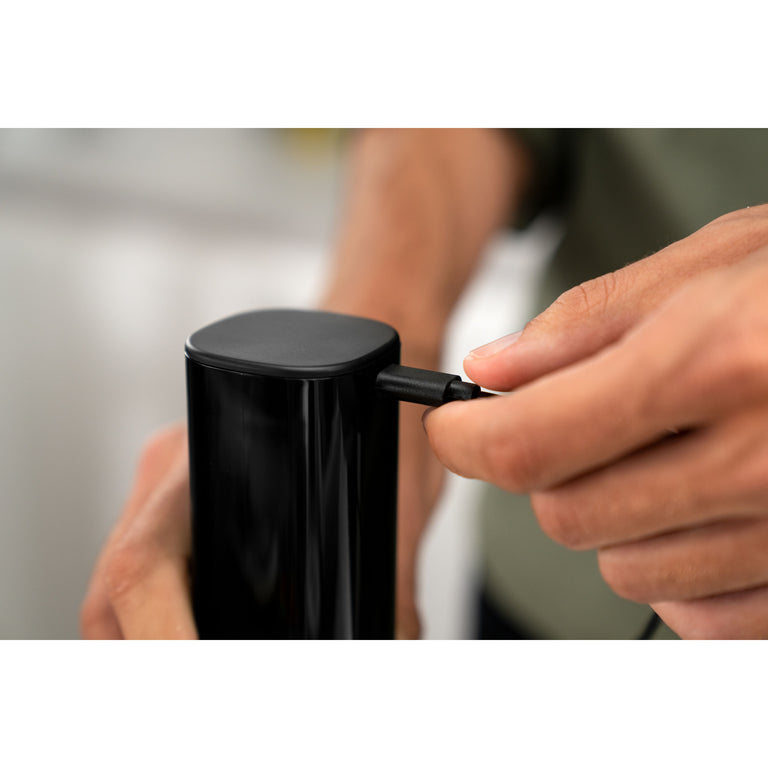 ZWILLING Electric Salt/Pepper Mill in Black, Enfinigy Series