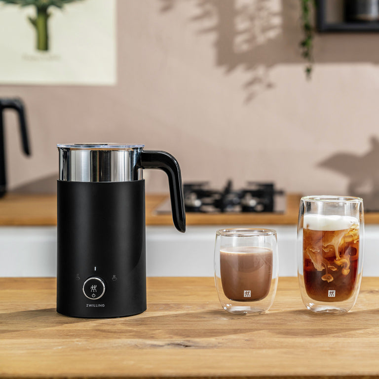ZWILLING Milk Frother in Black, Enfinigy Series
