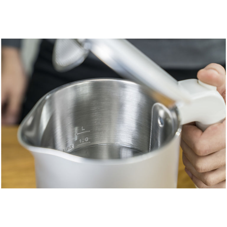 ZWILLING 1L Kettle in Silver, Enfinigy Series