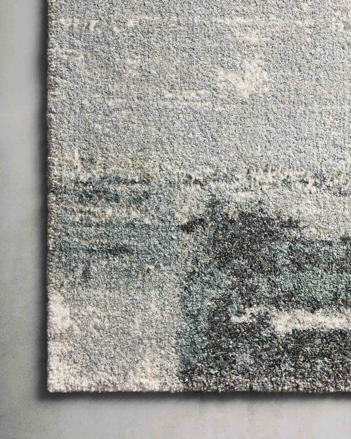 Loloi Augustus AGS-03 Slate Blue area rug - image 3