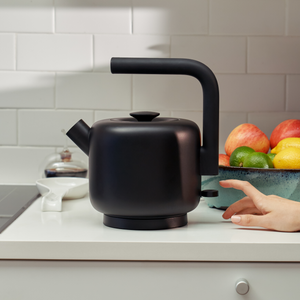 Fellow Clyde Electric Kettle in Matte Black
