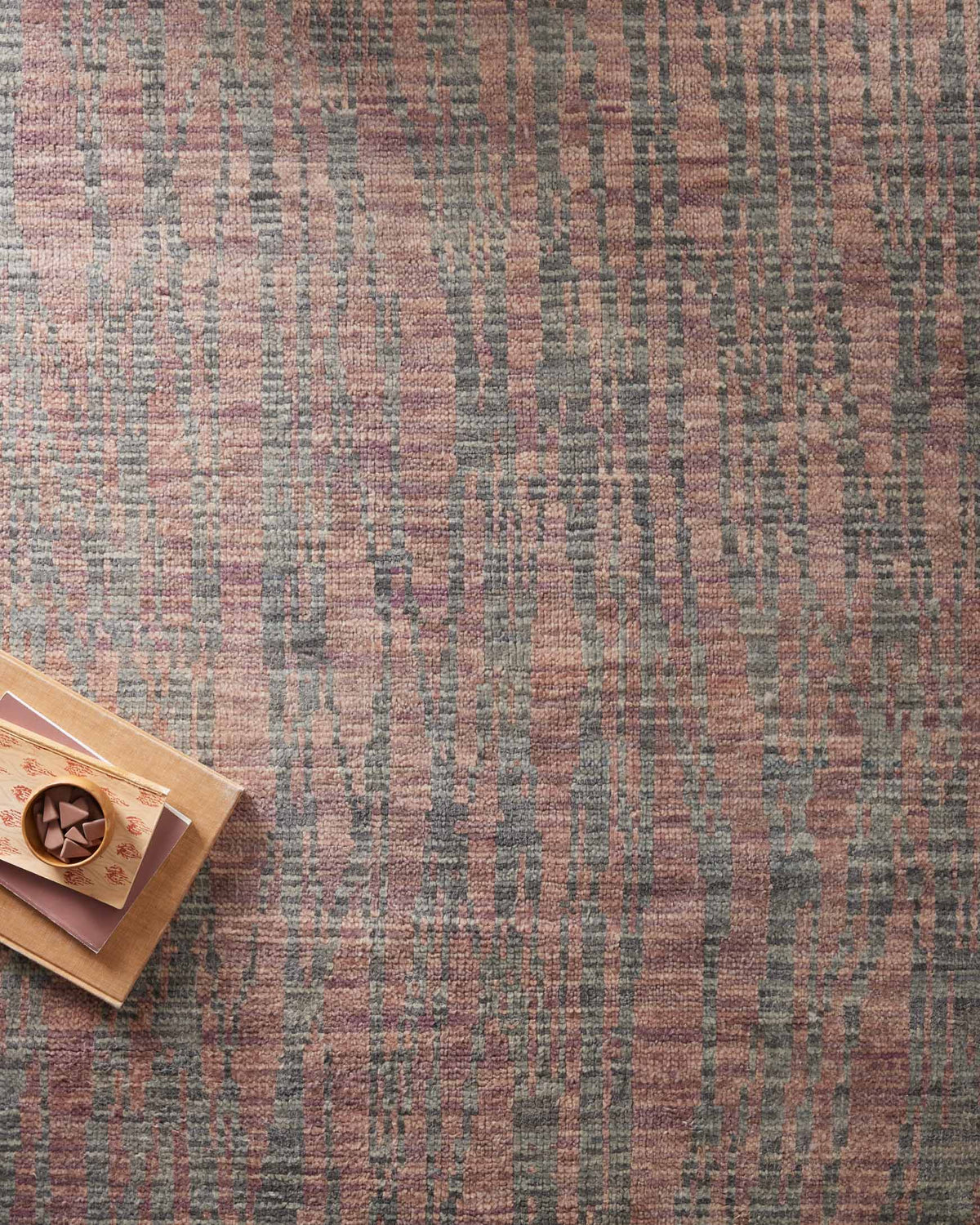 Loloi Daphne DAP-04 Raspberry / Silver area rug - image 4