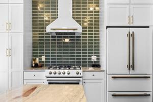 FORNO Aria 30" 600 CFM Convertible Wall Mount Range Hood with White Hood and Antique Brass Accents, FRHWM5095-30WHT