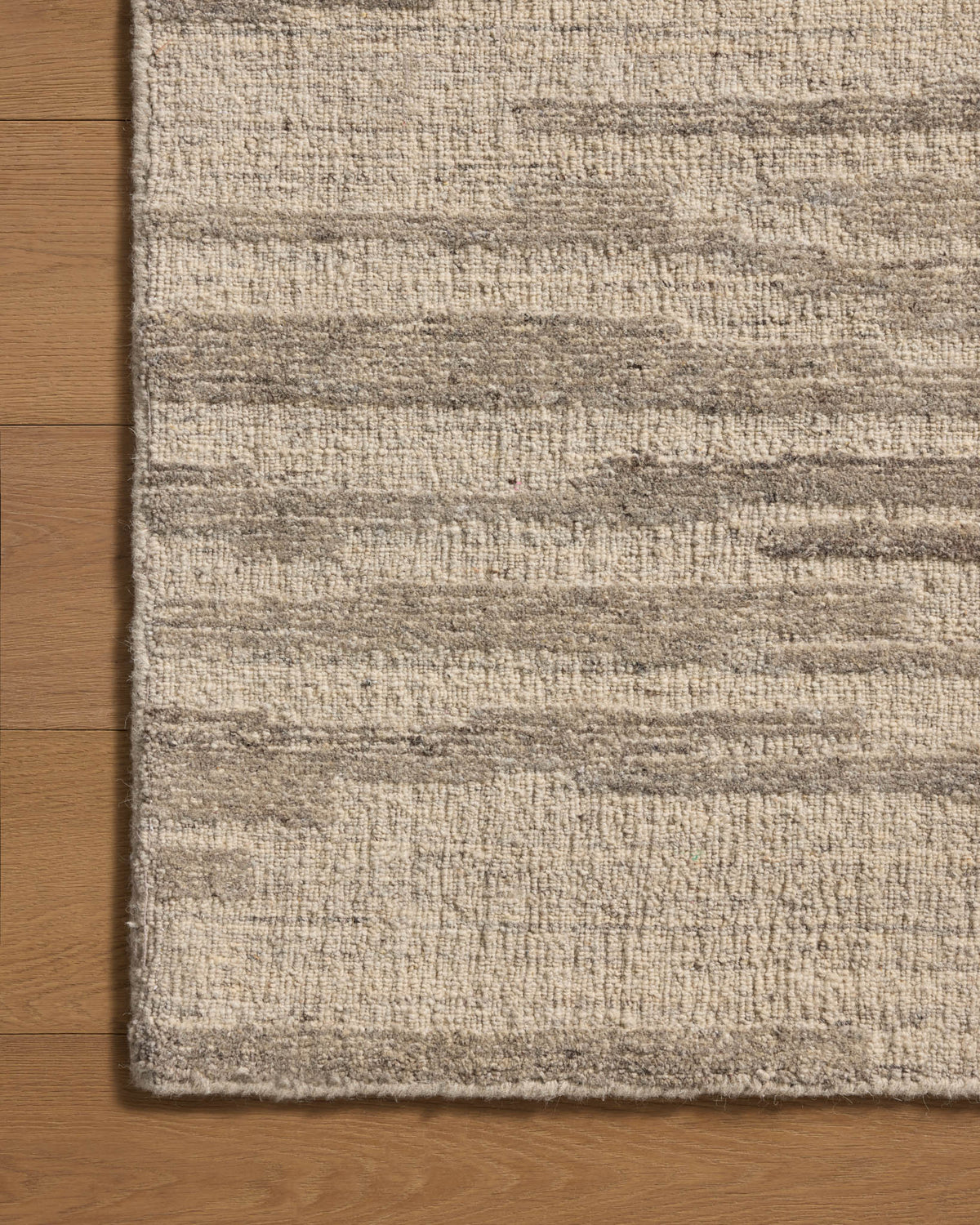 Loloi Hartley HRT-02 Silver / Grey area rug - image 4