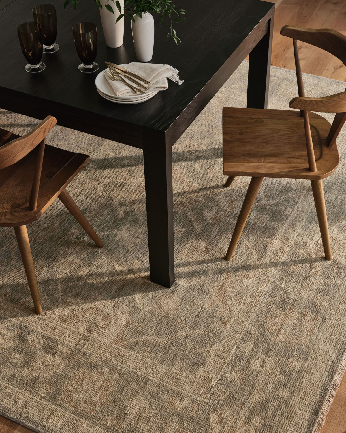 Loloi Helena HEL-07 Silver / Ivory area rug - image 5
