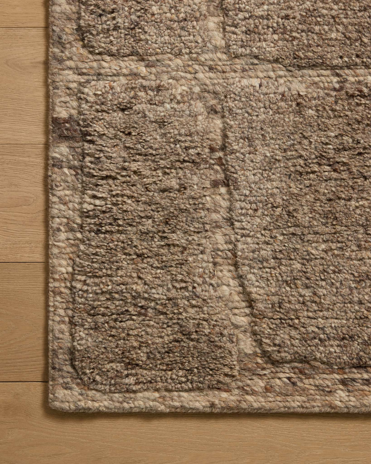 Loloi Hughes HUS-01 Taupe area rug - image 3