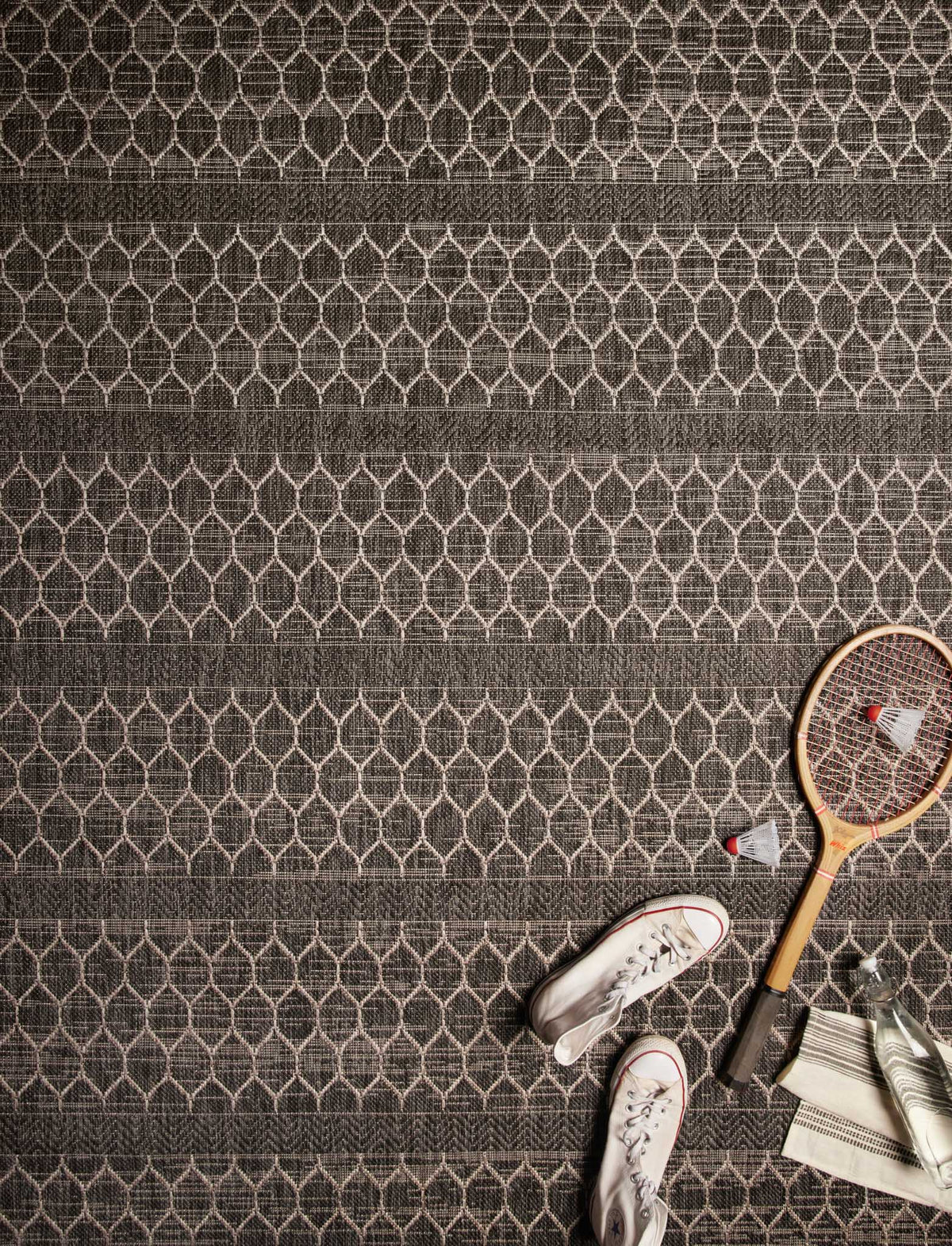 Loloi Isle IE-01 Black / Grey area rug - image 2