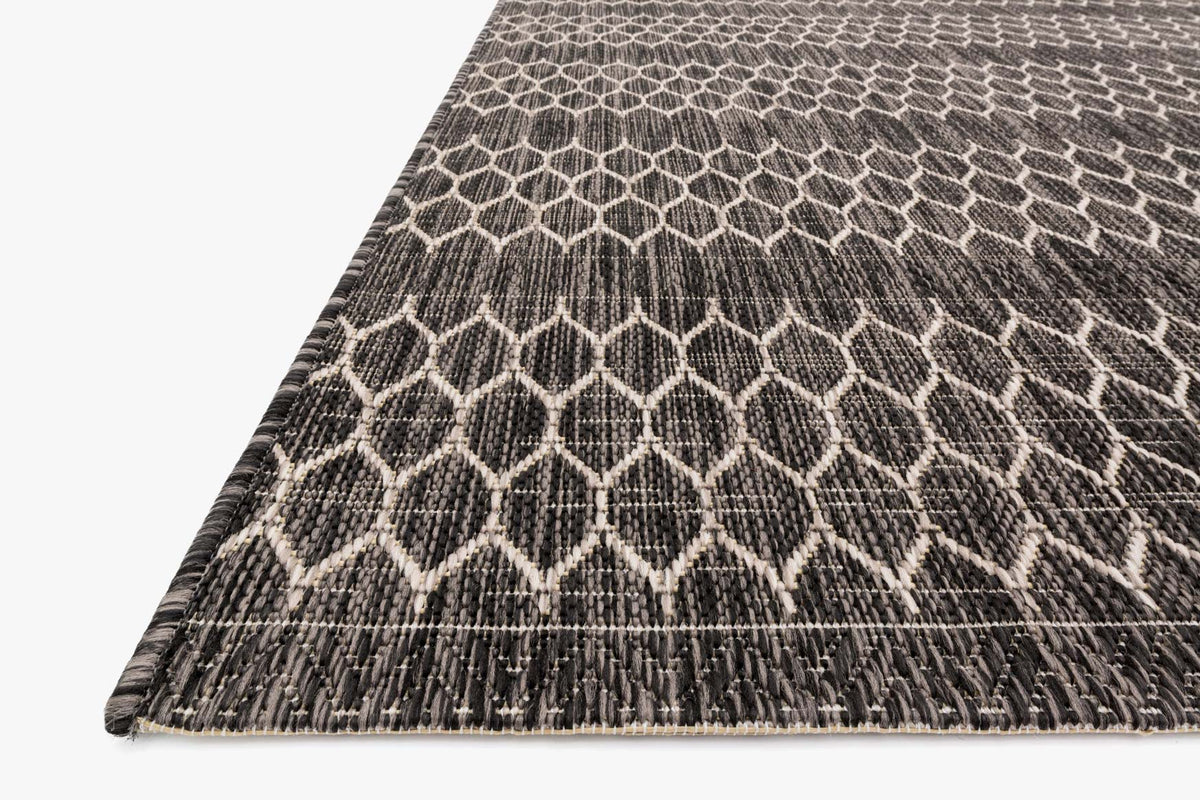 Loloi Isle IE-01 Black / Grey area rug - image 3