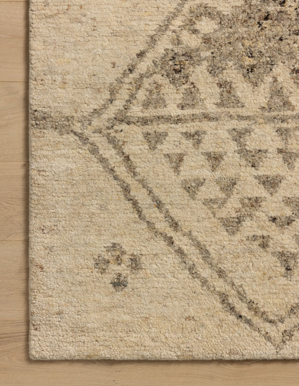 Loloi Meryl MEY-01 Ivory / Grey area rug - image 3