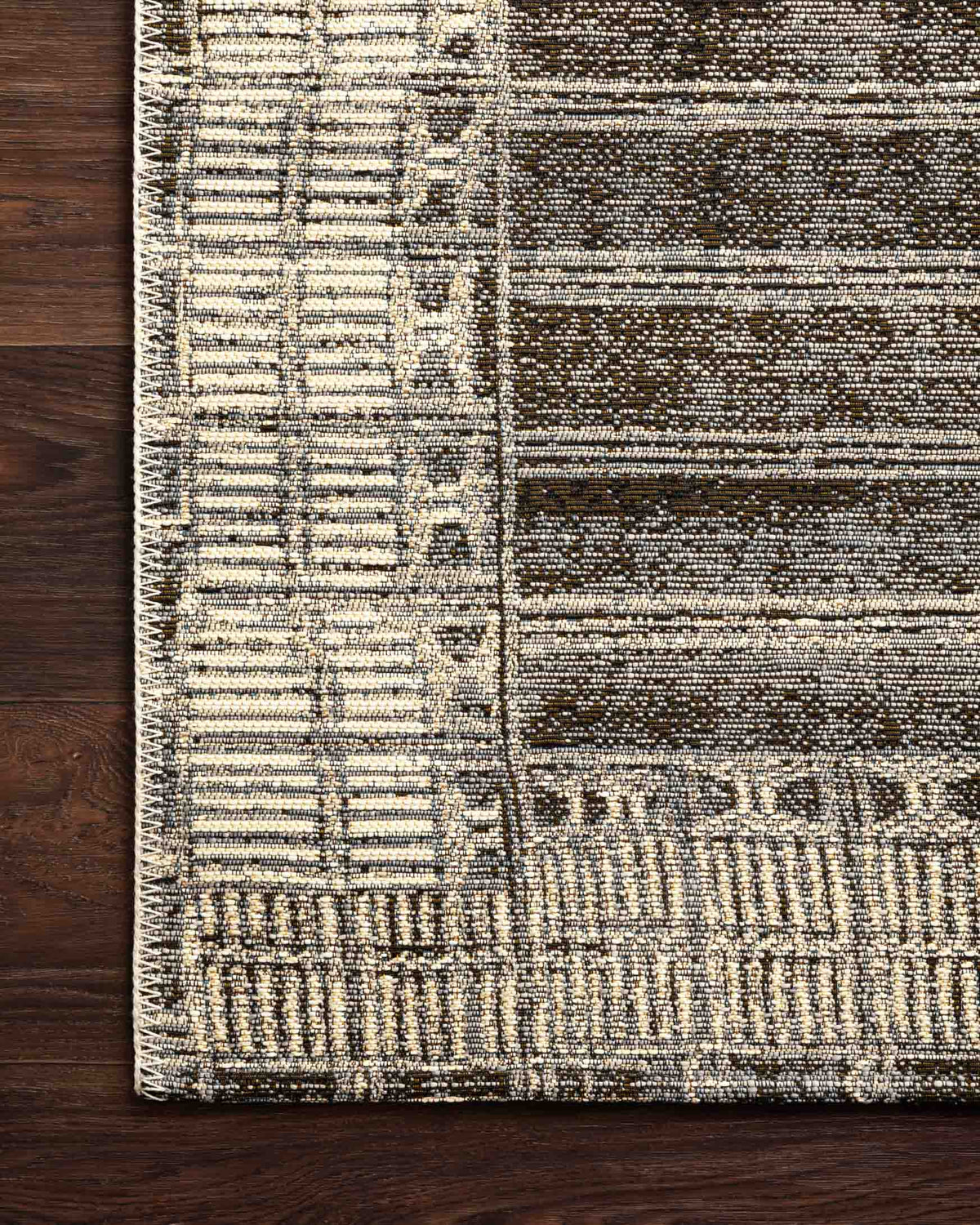 Loloi Mika MIK-07 Charcoal / Ivory area rug - image 3