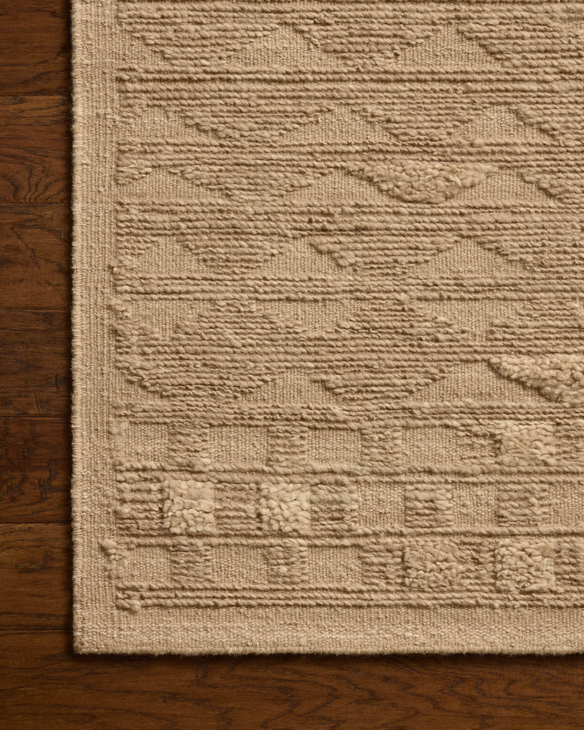 Loloi Mallory MLR-03 Sand area rug - image 4