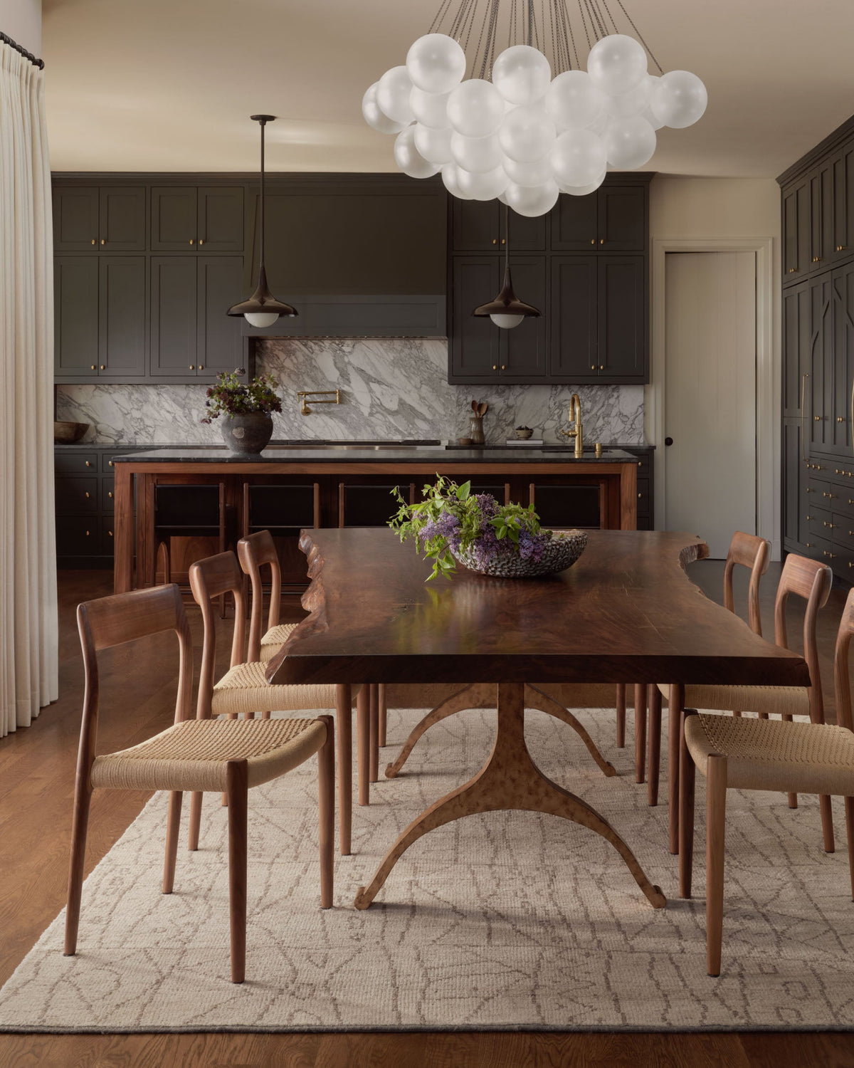 Loloi Odyssey OD-03 Sand / Taupe area rug - image 9