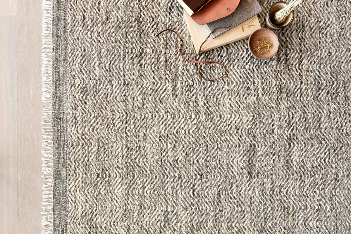 Loloi Omen OME-01 Grey area rug - image 3