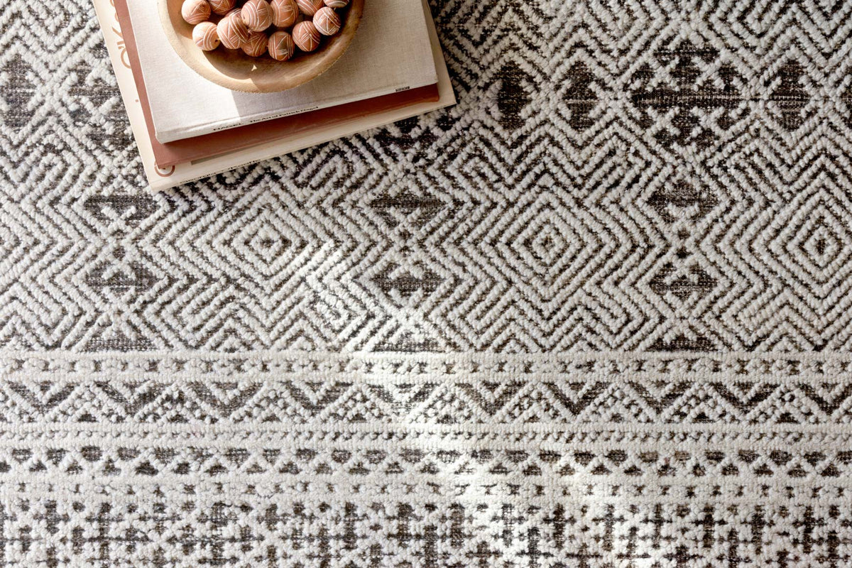 Loloi Origin OI-01 Grey / Ivory area rug - image 3