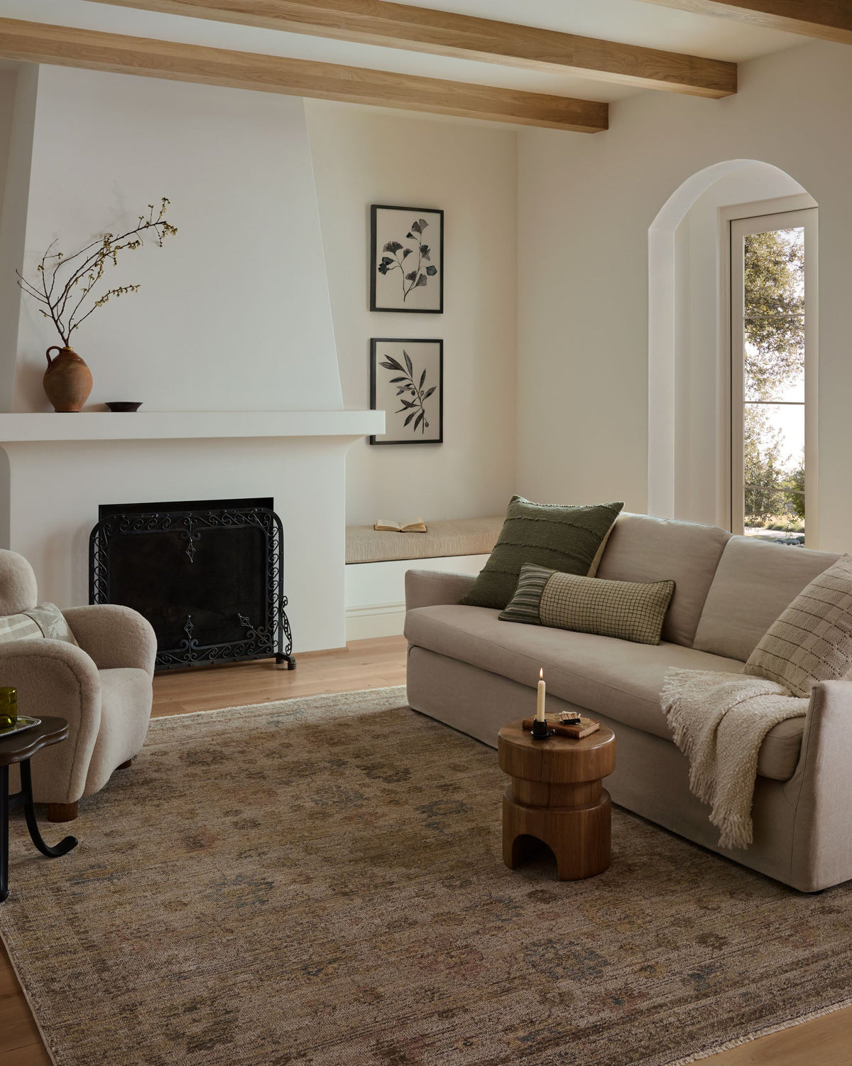 Loloi Priscilla PRL-06 Ivory / Multi area rug - image 3