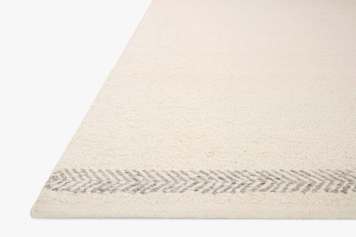 Loloi Reyla RLA-01 Ivory / Silver area rug - image 2