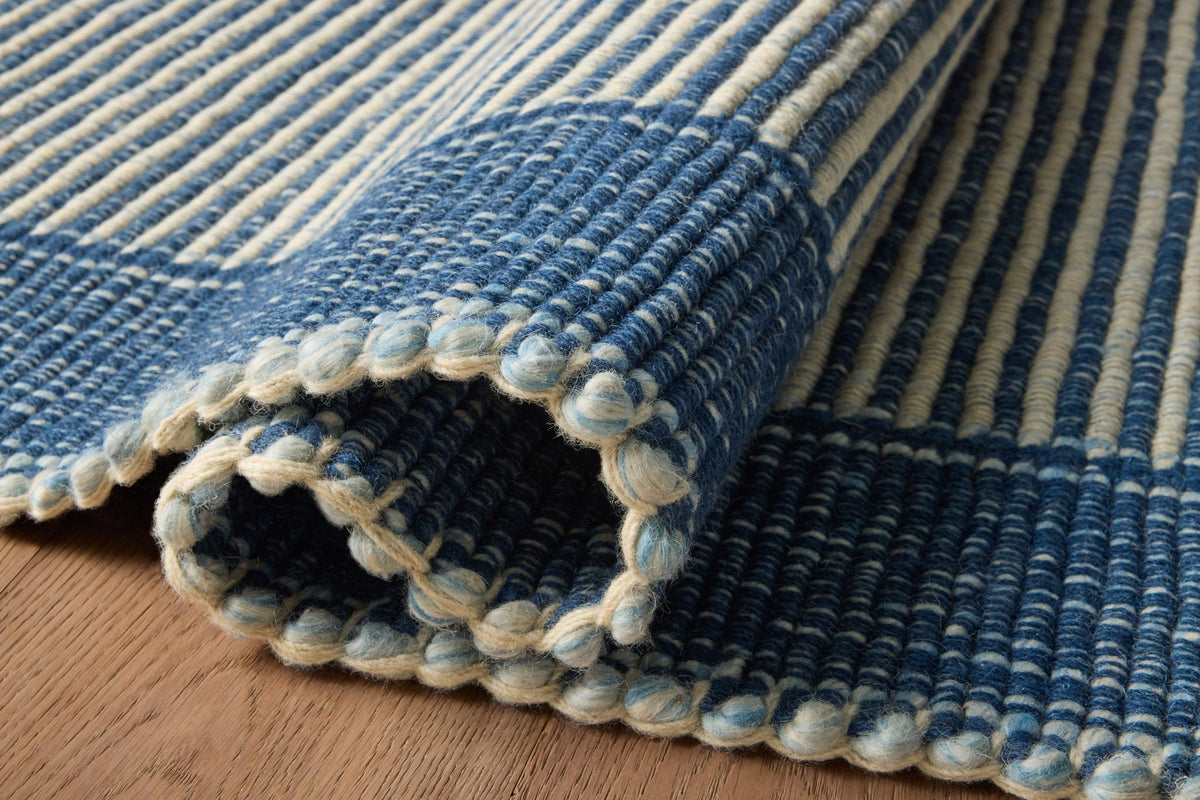 Loloi Sigrid SIG-03 Indigo / Ivory area rug - image 3