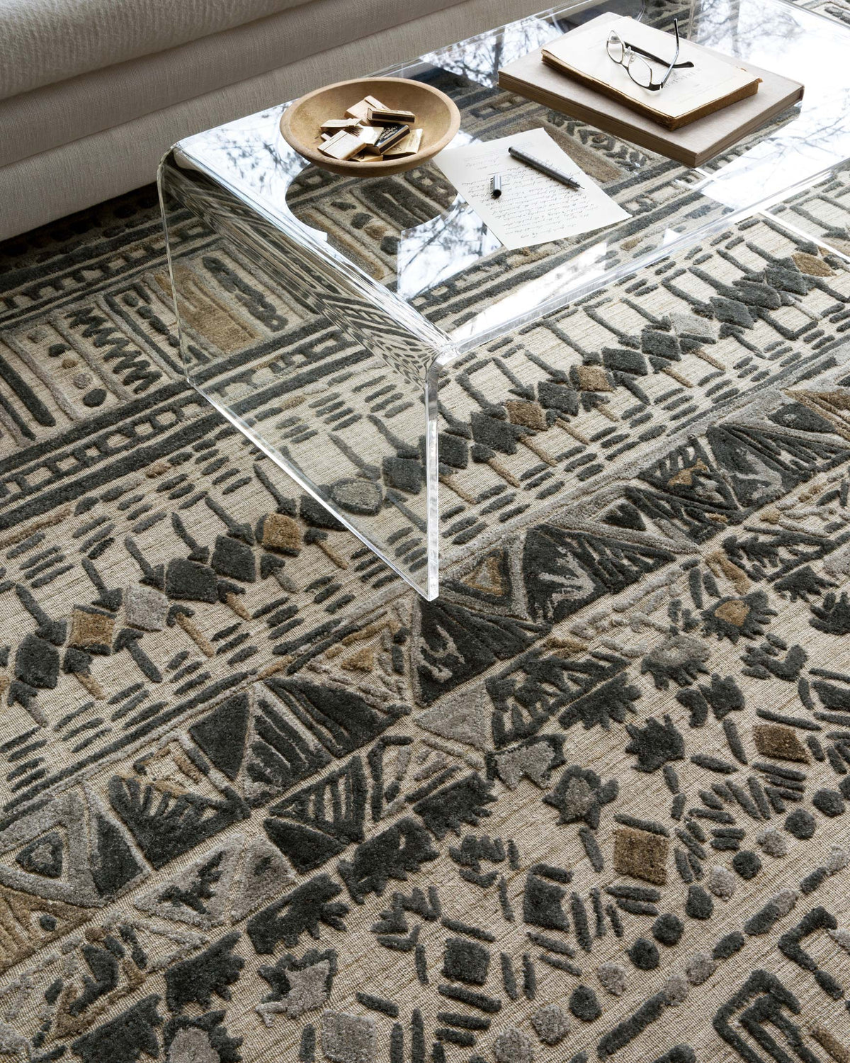 Loloi Sojourn RG-01 Metal area rug - image 3