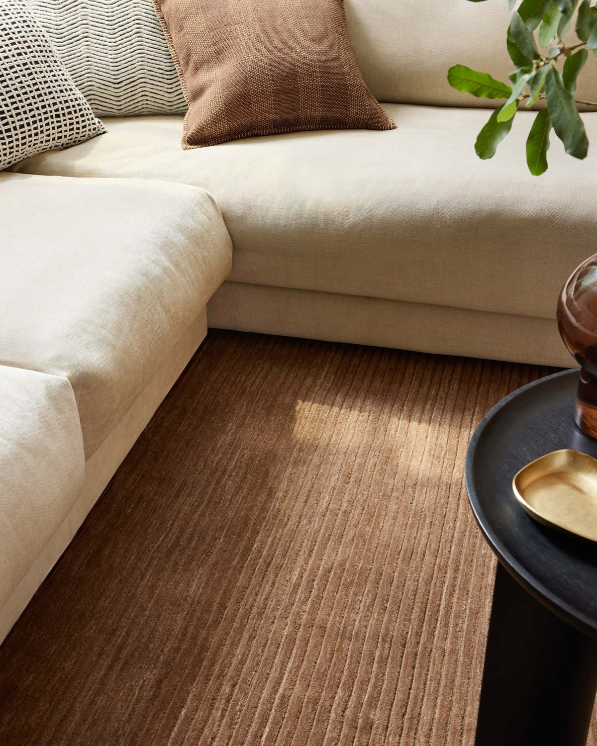 Loloi Sterling STL-01 Mocha area rug - image 4