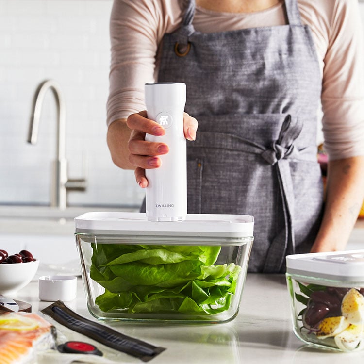ZWILLING Large Plastic Vacuum Lunch Container in White, Fresh & Save Series