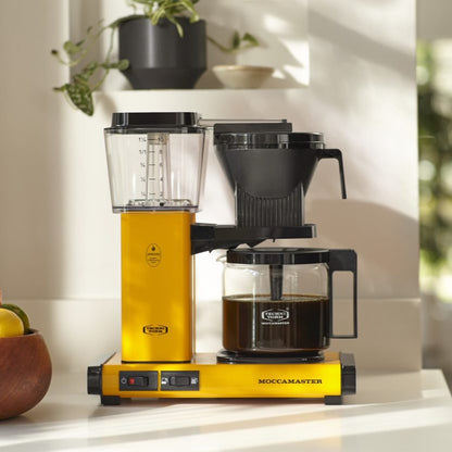 Moccamaster KBGV Select 10-Cup Coffee Maker in Yellow Pepper