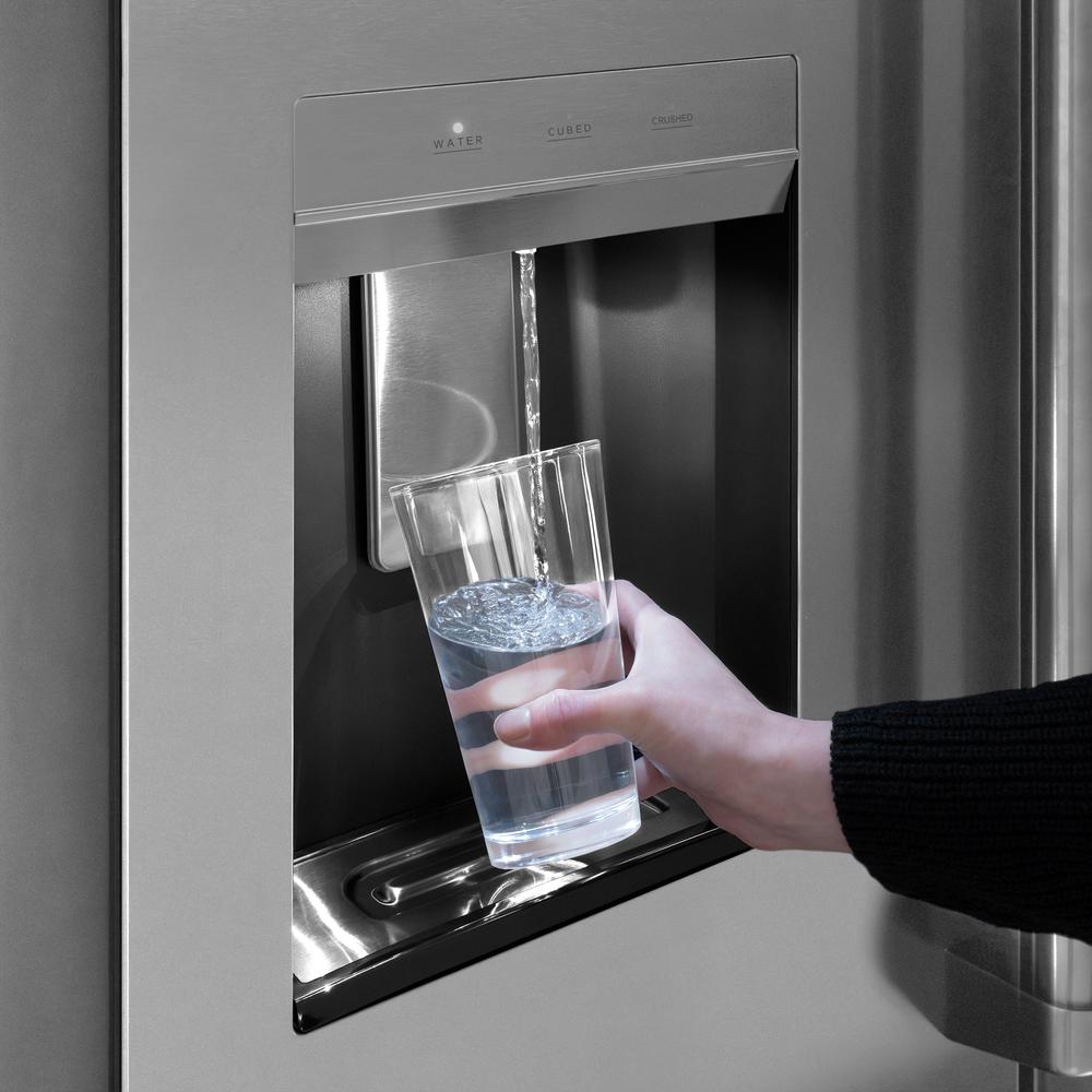 ZLINE RSMZ-W-36-FMB Water Dispenser Detail