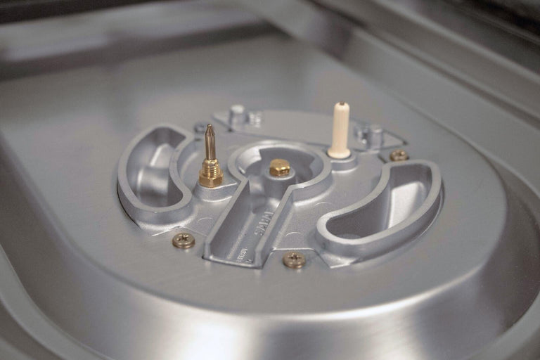 ILVE 40 in. Majestic II Series Natural Gas Burner and Double Electric Oven in White with Brass Trim, UMD10FDNS3WHGNG
