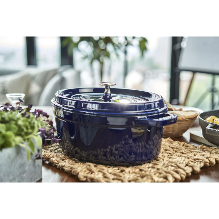 Enameled Cast Iron Oval Dutch Oven - 7 Quart