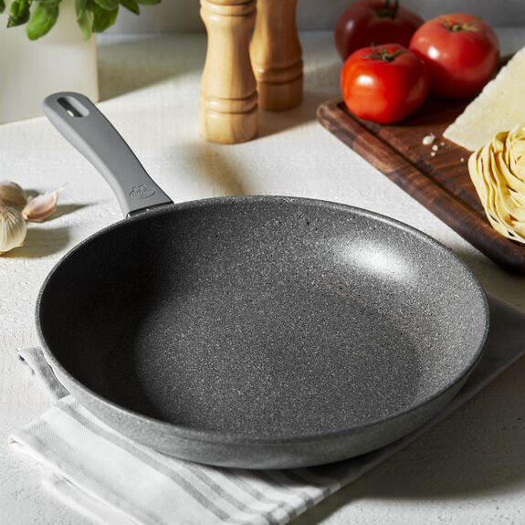 PRO Series Nonstick 12 in & 14 in Fry Pans