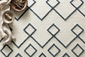 Loloi Rugs Adler Collection Rug in Ivory - 7'9" x 9'9"