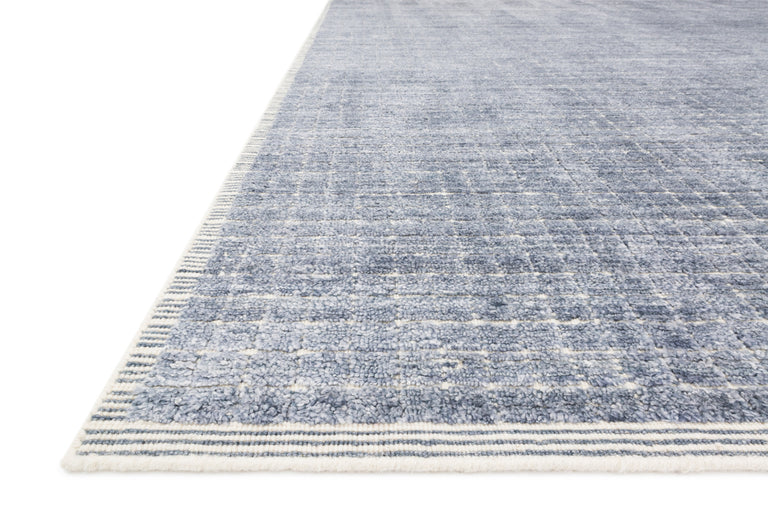 Loloi Rugs Beverly Collection Rug in Denim - 7'9" x 9'9"