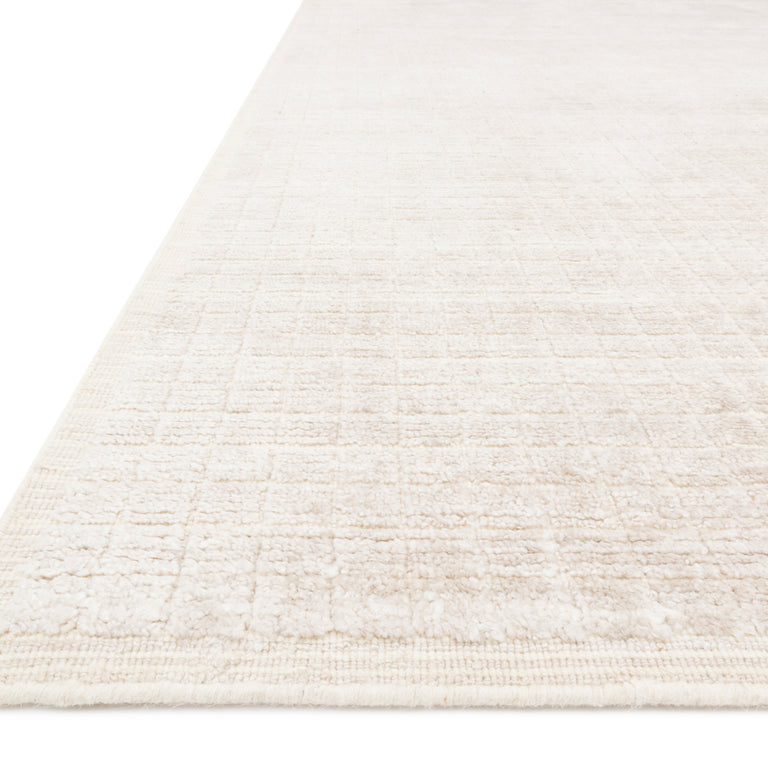 Loloi Rugs Beverly Collection Rug in Natural - 5'6" x 8'6"