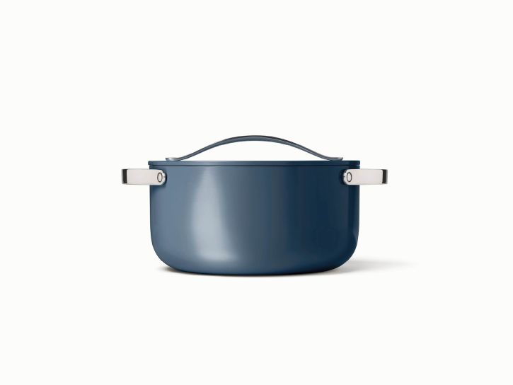 Caraway Dutch Oven in Navy