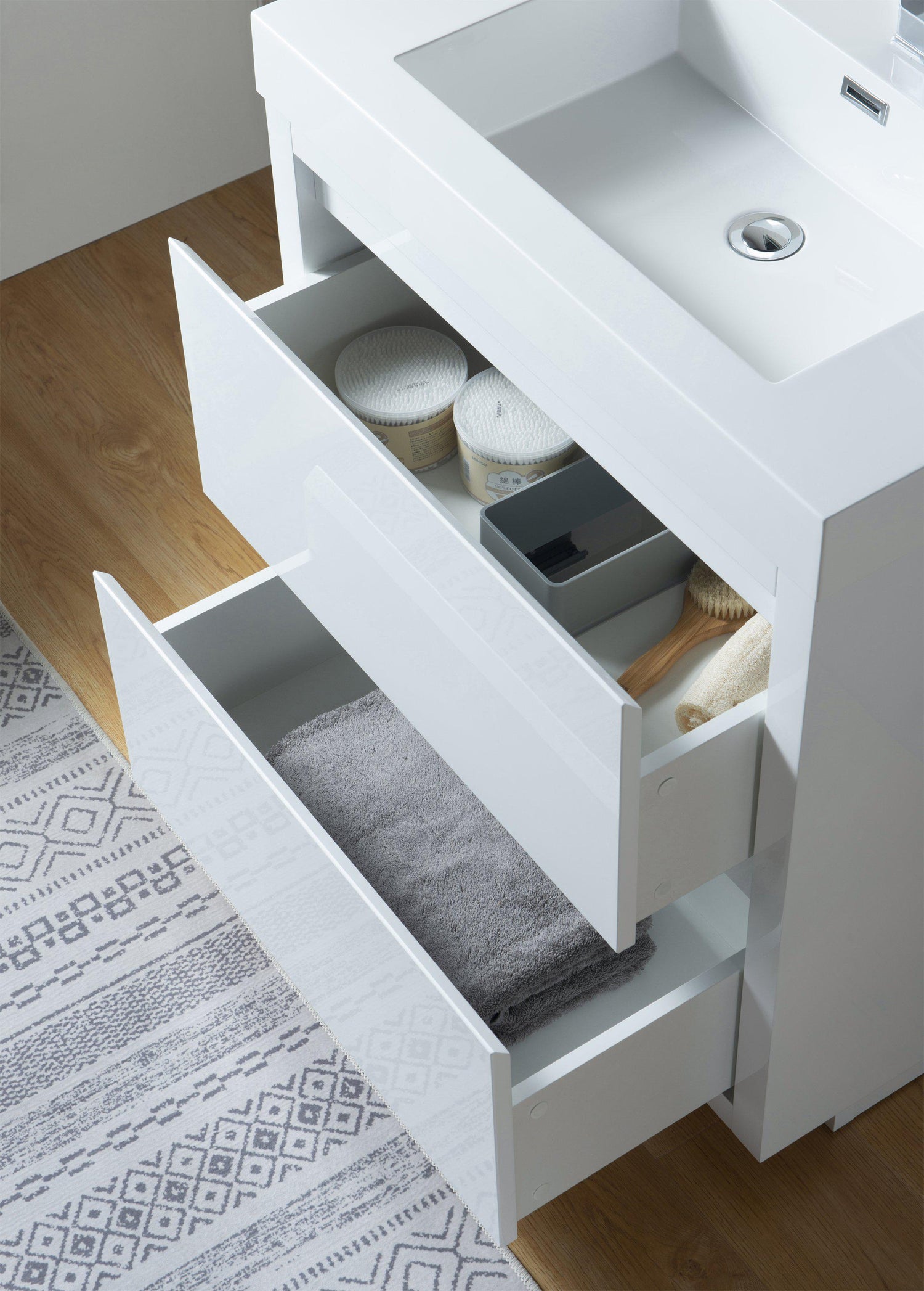 Vanity Art Single-Sink Bathroom Vanity With Resin Top, 30"