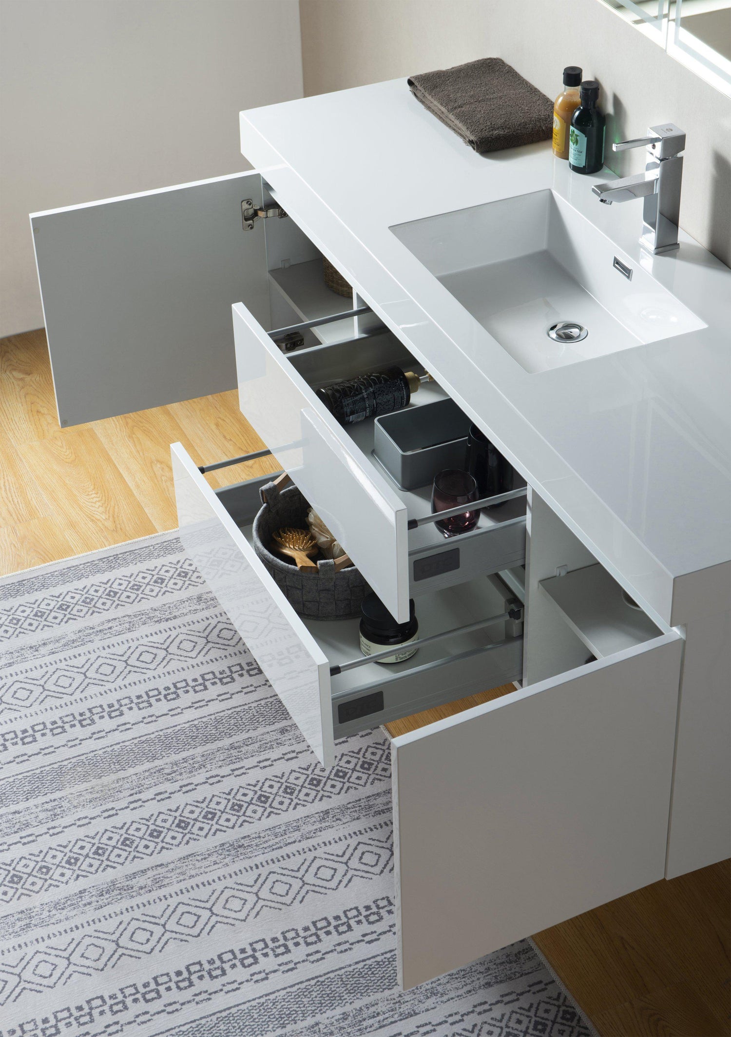 Vanity Art Wall-Hung Single-Sink Bathroom Vanity With Resin Top, 60"