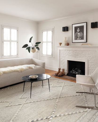Loloi Rugs Iman Collection Rug in Ivory, Lt. Grey - 5'6" x 8'6"