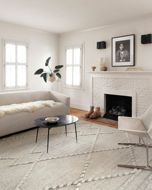 Loloi Rugs Iman Collection Rug in Ivory, Lt. Grey - 4'0" x 6'0"