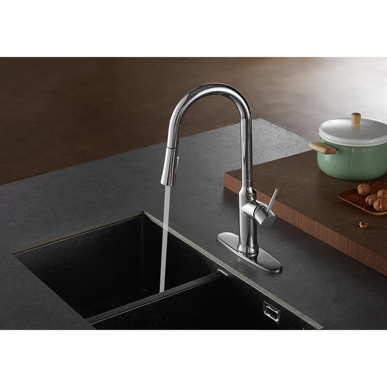 Kingston Brass New York Pull-Down Sprayer Kitchen Faucet In Polished Chrome, LS2721NYL