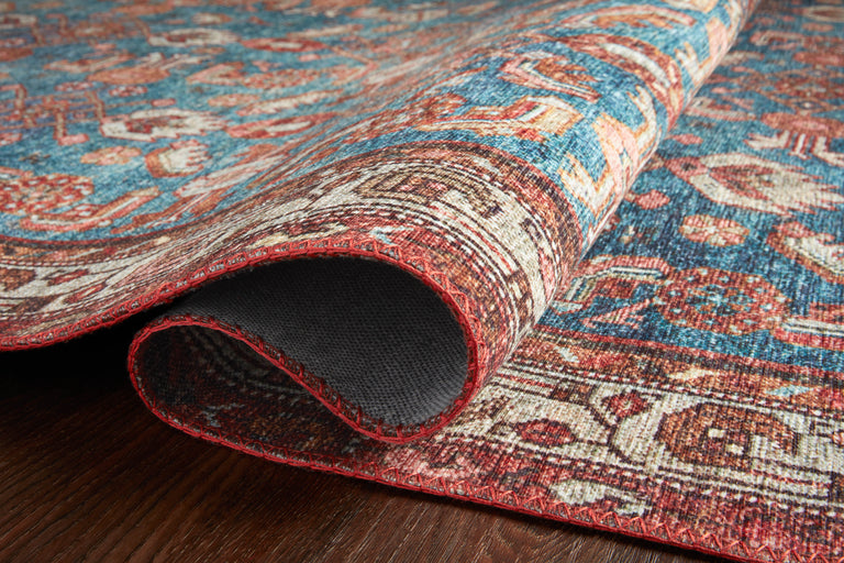 Loloi II Layla Collection Rug in Marine, Clay - 3'6" x 5'6"