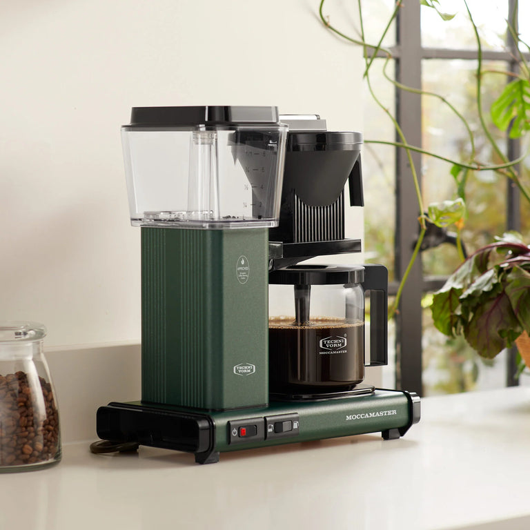 Moccamaster KBGV Select 10-Cup Coffee Maker in Juniper