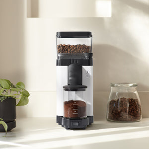 Moccamaster KM5 Burr Grinder in Matte White