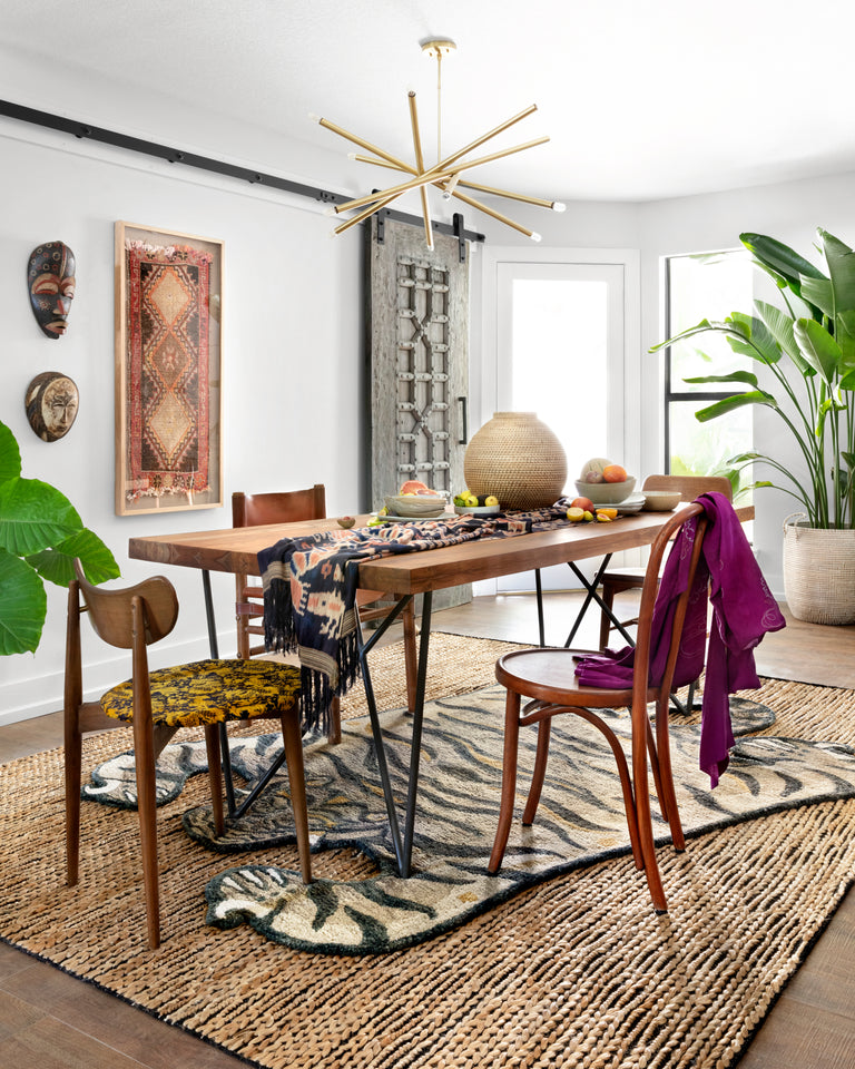 Loloi Rugs Playa Collection Rug in Black, Natural - 7'9" x 9'9"