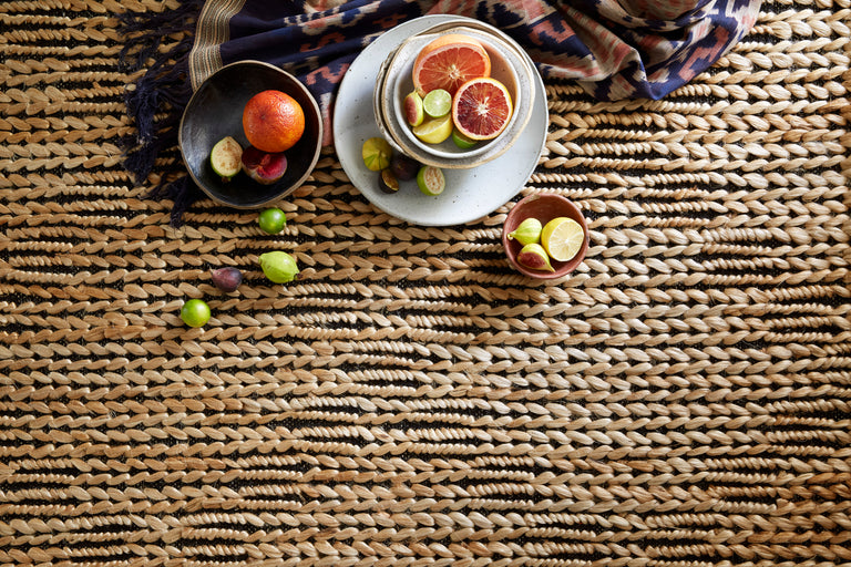 Loloi Rugs Playa Collection Rug in Black, Natural - 7'9" x 9'9"