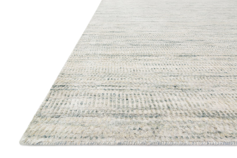 Loloi Rugs Robin Collection Rug in Silver - 5'6" x 8'6"