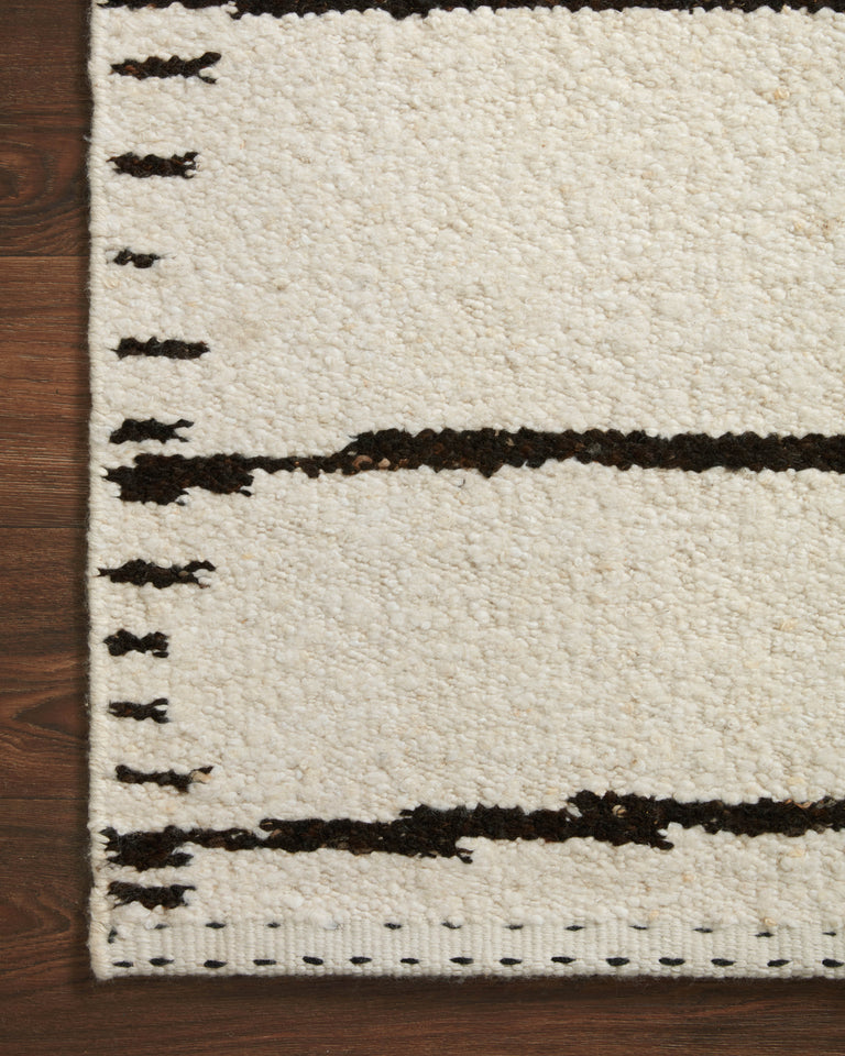 Loloi Rugs Roman Collection Rug in Ivory, Black - 5'6" x 8'6"